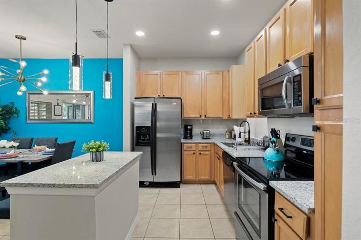 Image No.16-4 Bed Townhouse for sale