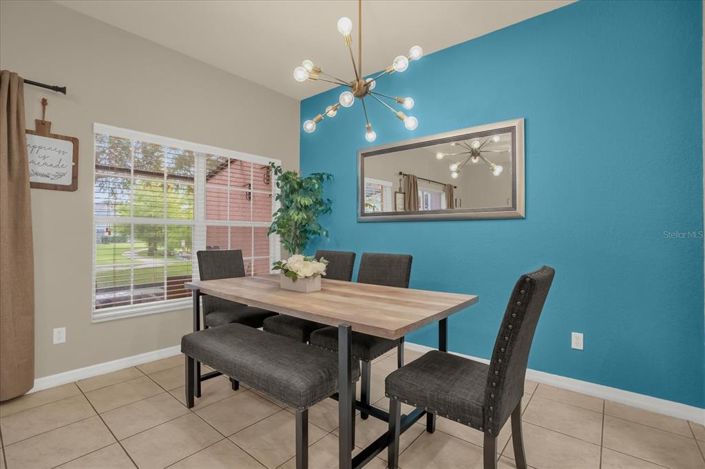 Image No.21-4 Bed Townhouse for sale