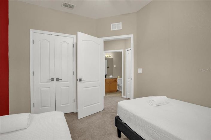 Image No.52-4 Bed Townhouse for sale