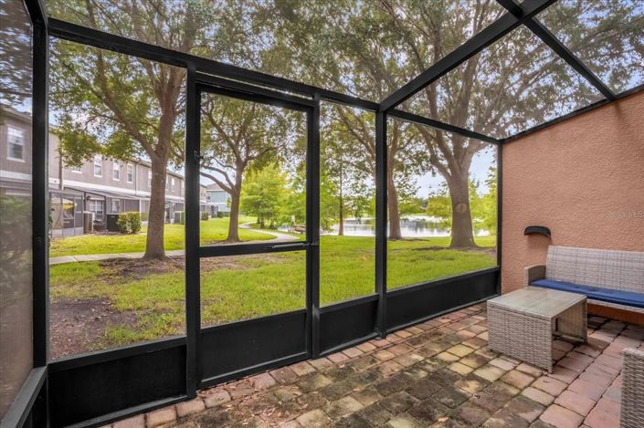 Image No.66-4 Bed Townhouse for sale