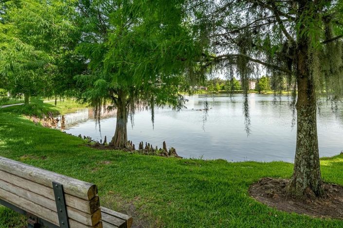 Image No.76-4 Bed Townhouse for sale