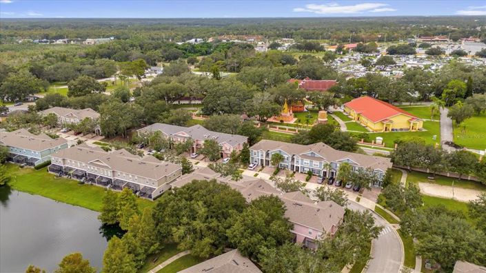 Image No.77-4 Bed Townhouse for sale