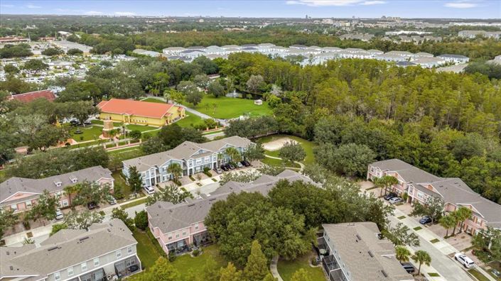 Image No.79-4 Bed Townhouse for sale