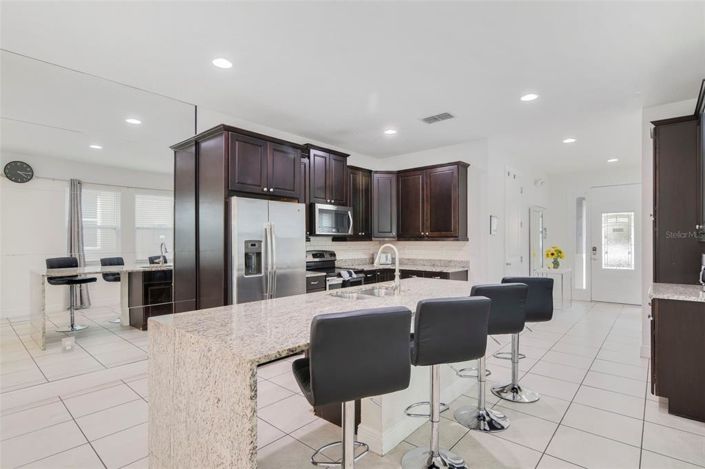 Image No.4-Propriété de 8 chambres à vendre à Kissimmee