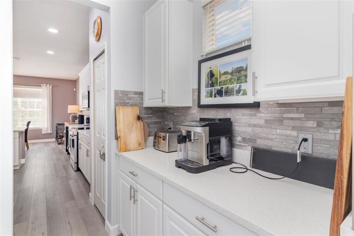 Image No.11-6 Bed Property for sale