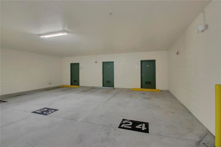 Image No.24-Propriété de 2 chambres à vendre à Orlando