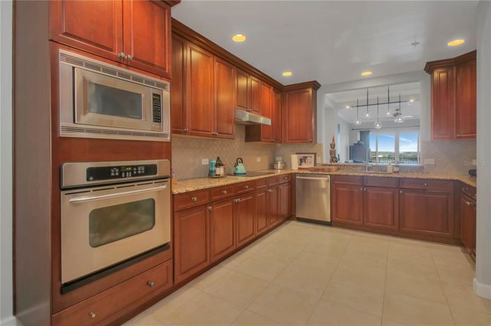 Image No.5-Propriété de 2 chambres à vendre à Orlando