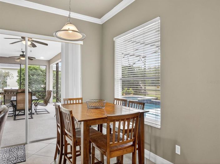 Image No.11-4 Bed Property for sale