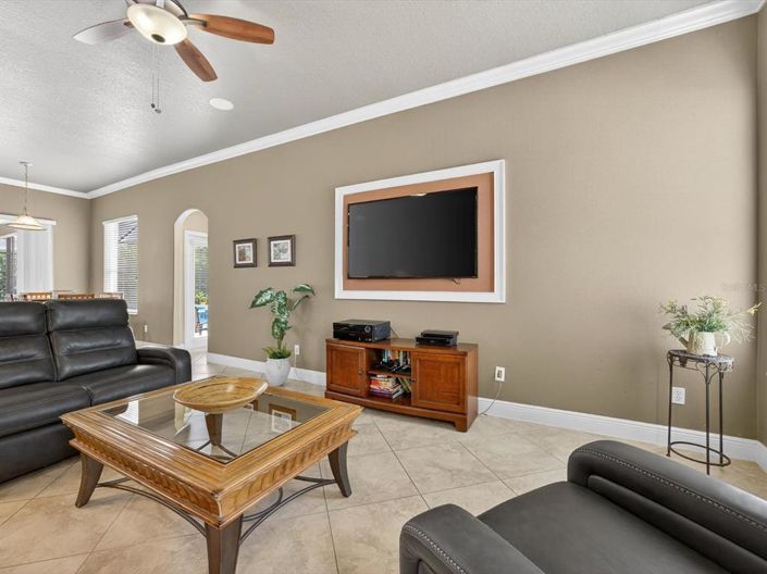 Image No.13-4 Bed Property for sale