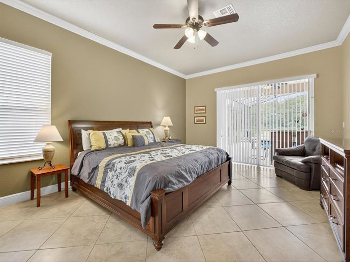 Image No.15-4 Bed Property for sale