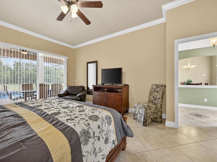 Image No.17-4 Bed Property for sale