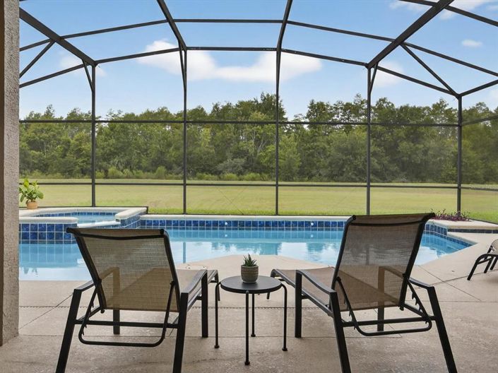 Image No.2-4 Bed Property for sale