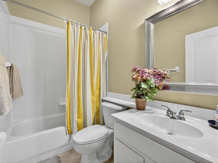 Image No.20-4 Bed Property for sale