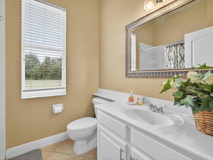 Image No.23-4 Bed Property for sale