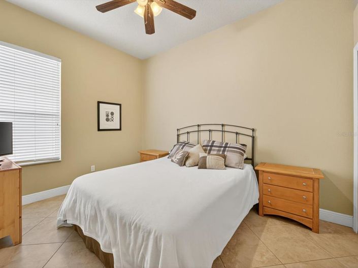 Image No.24-4 Bed Property for sale