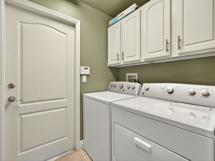 Image No.28-4 Bed Property for sale