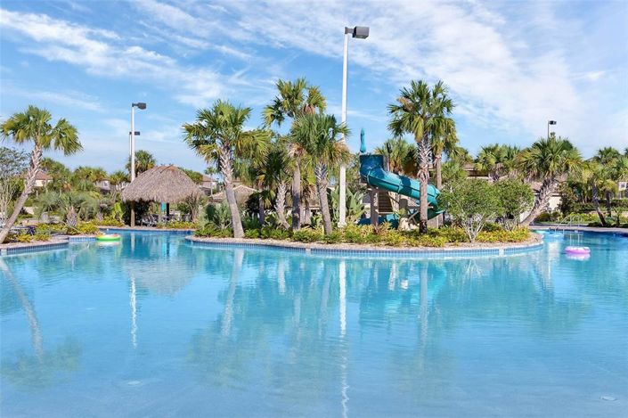 Image No.42-5 Bed Property for sale