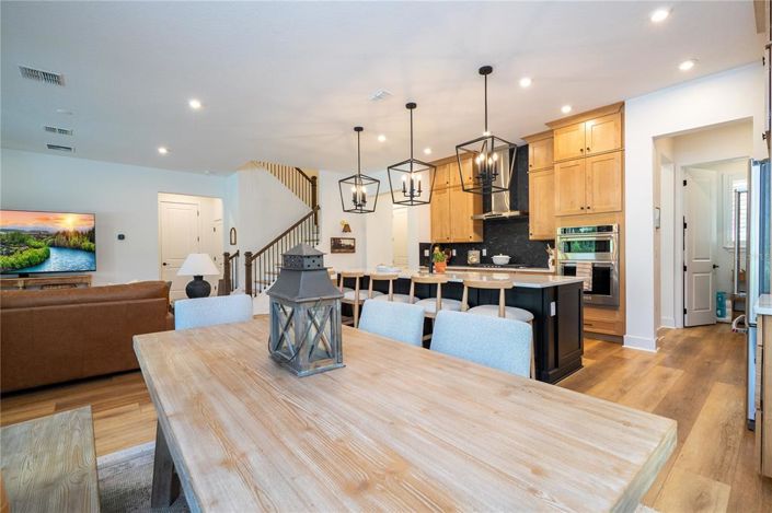 Image No.30-5 Bed Property for sale