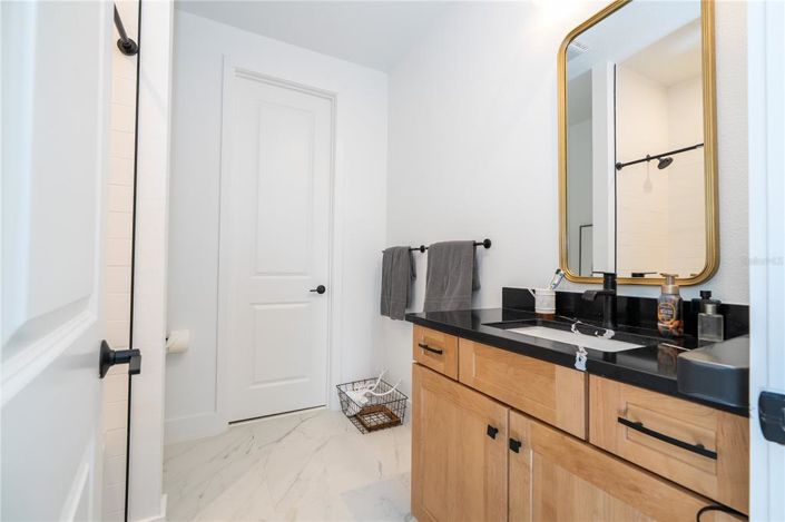 Image No.74-5 Bed Property for sale