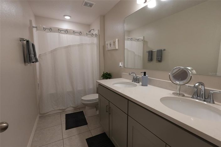 Image No.28-3 Bed Townhouse for sale