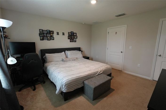 Image No.35-3 Bed Townhouse for sale