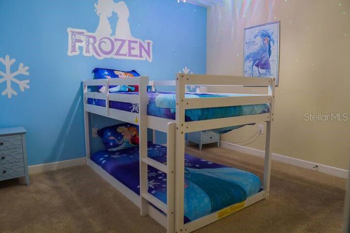 Image No.50-5 Bed Property for sale