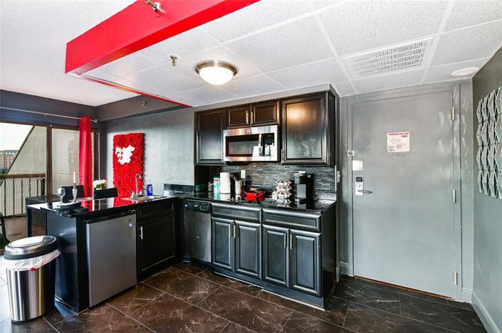 Image No.10-1 Bed Property for sale