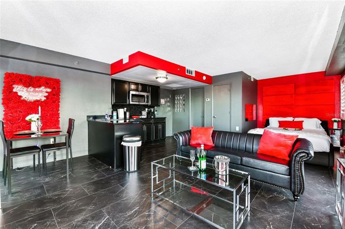 Image No.8-1 Bed Property for sale