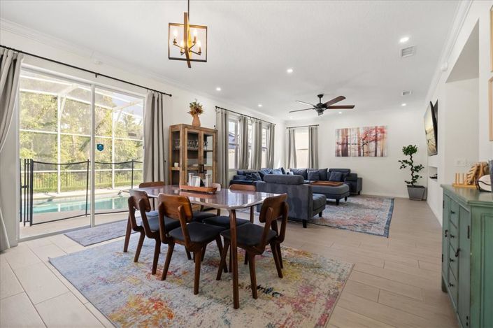 Image No.13-5 Bed Property for sale