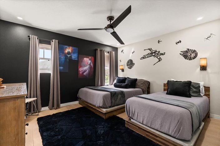 Image No.21-5 Bed Property for sale