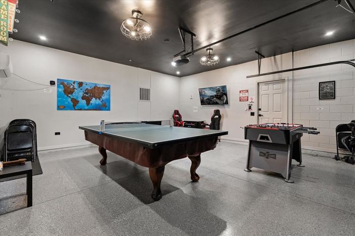 Image No.32-5 Bed Property for sale