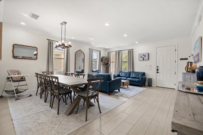 Image No.6-5 Bed Property for sale