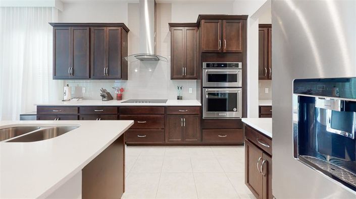 Image No.15-5 Bed Property for sale