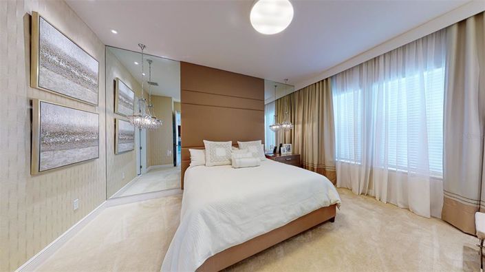 Image No.21-5 Bed Property for sale