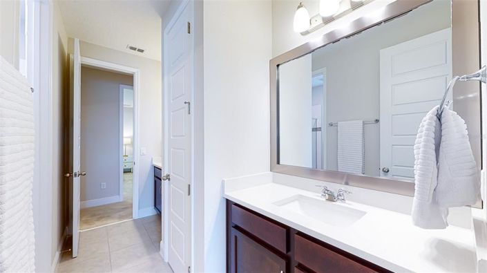 Image No.32-5 Bed Property for sale