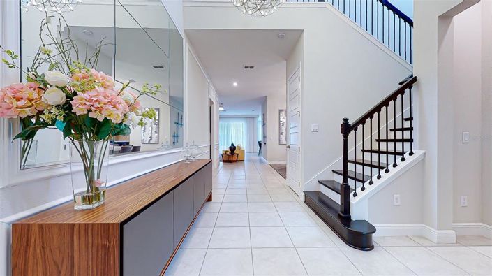 Image No.4-5 Bed Property for sale