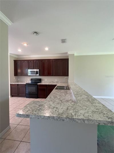 Image No.13-4 Bed Property for sale