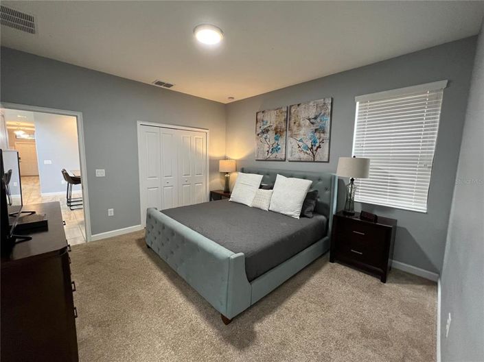 Image No.17-5 Bed Property for sale