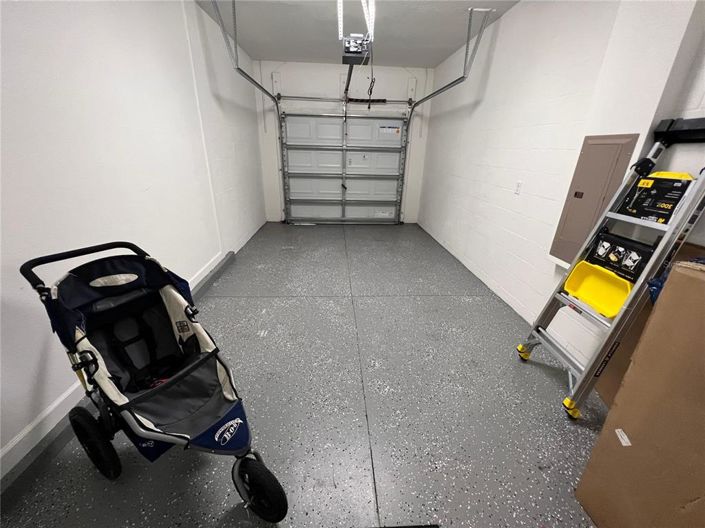 Image No.28-5 Bed Property for sale