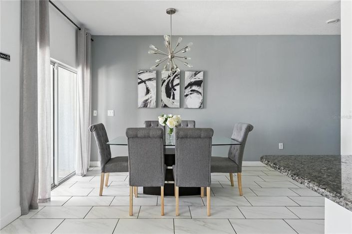 Image No.16-4 Bed Townhouse for sale