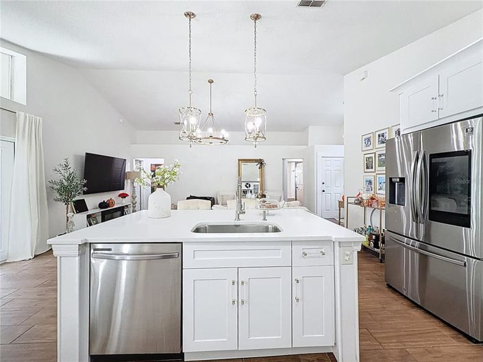 Image No.11-3 Bed Property for sale