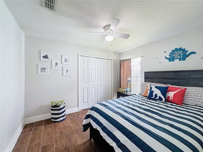 Image No.14-3 Bed Property for sale