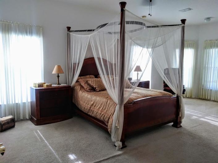 Image No.16-4 Bed Property for sale