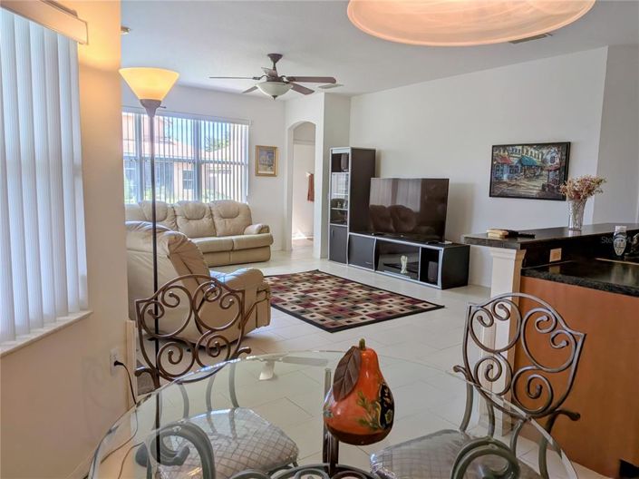 Image No.40-4 Bed Property for sale