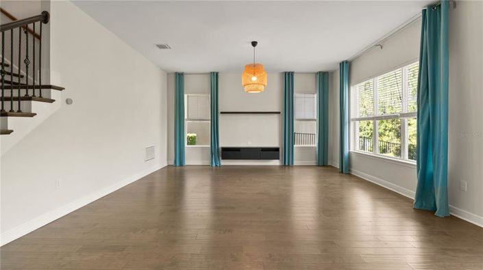 Image No.14-4 Bed Property for sale