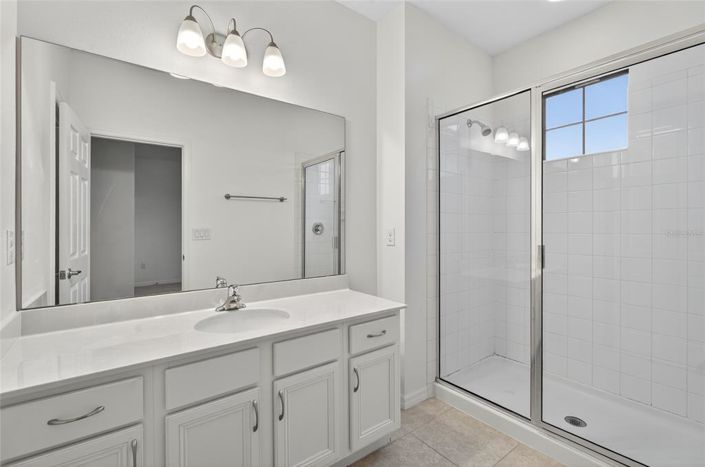 Image No.34-5 Bed Property for sale