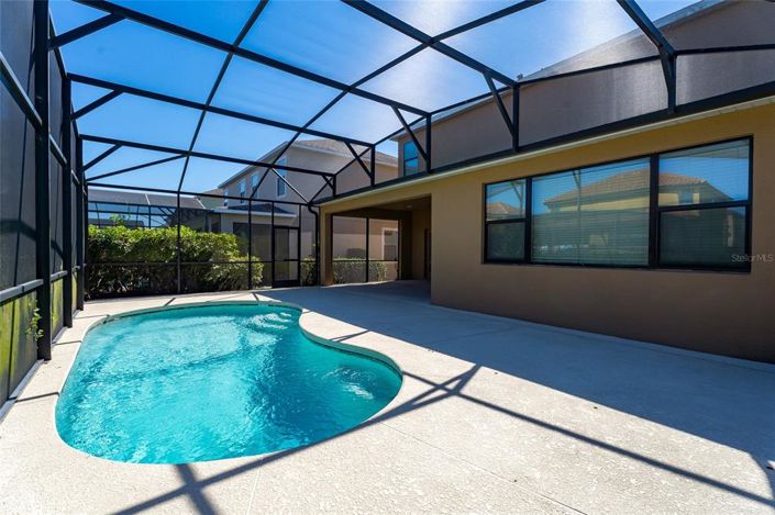 Image No.4-5 Bed Property for sale