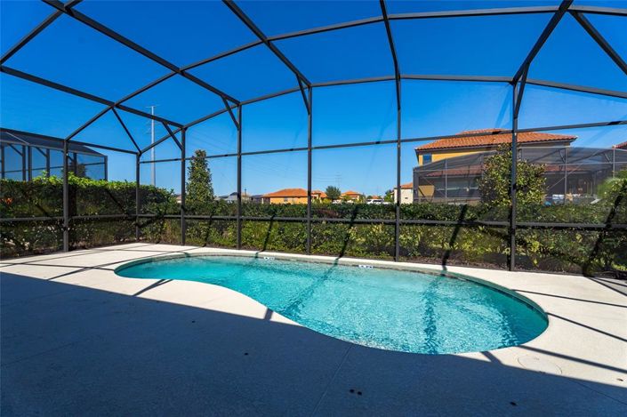 Image No.7-5 Bed Property for sale