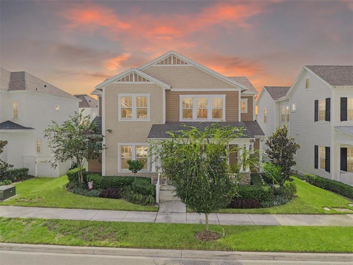 Image No.2-5 Bed Property for sale