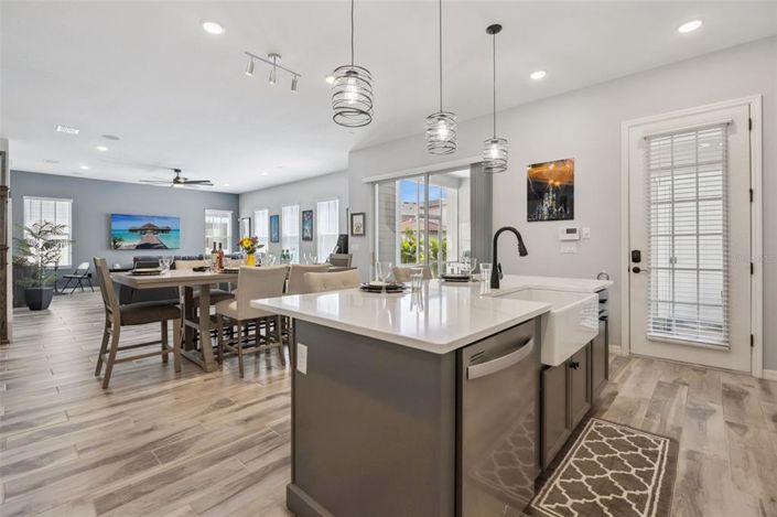 Image No.29-5 Bed Property for sale